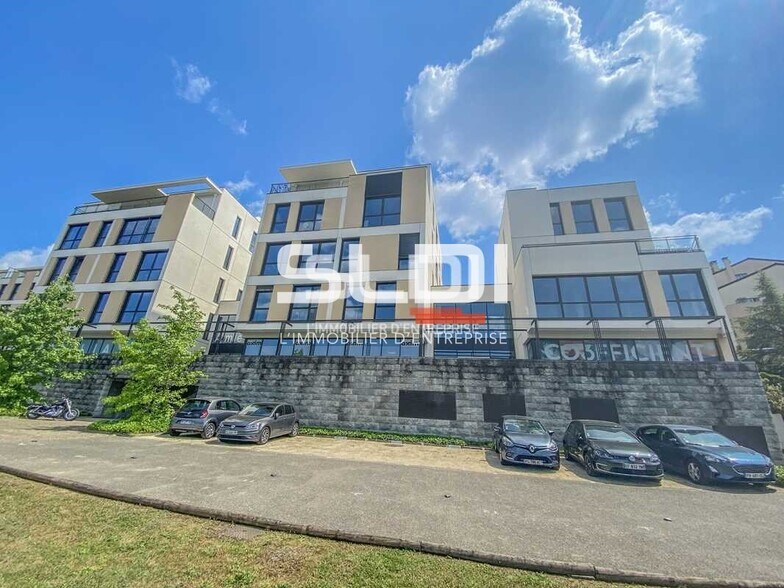 84 Quai Joseph Gillet, Lyon à louer - Photo du bâtiment - Image 3 de 15