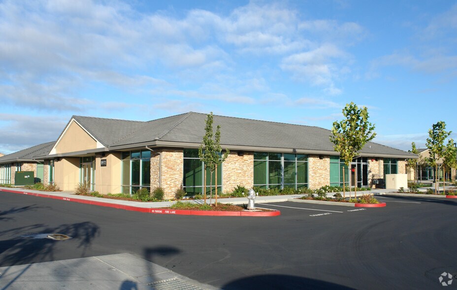 1972 Del Paso Rd, Sacramento, CA à vendre - Photo du bâtiment - Image 3 de 4