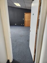 950 Cherry St, Kent, OH for lease Interior Photo- Image 2 of 7