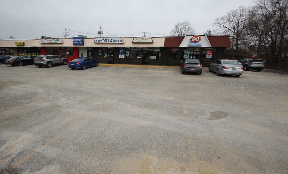 236-250 S Main St, Middleton, MA for lease - Building Photo - Image 3 of 4