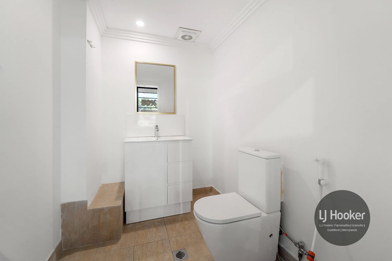 342 Woodville Rd, Guildford, NSW 2161 - Unit 1 - - Interior Photo - Image 2 of 6
