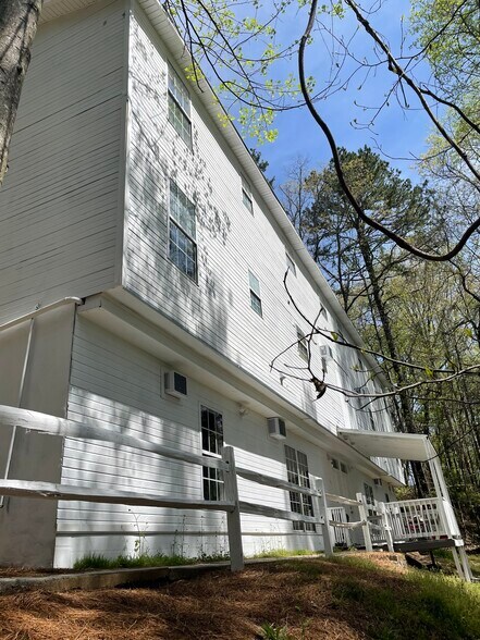 329 Clayton Ave, Clayton, GA à vendre - Photo du bâtiment - Image 3 de 5