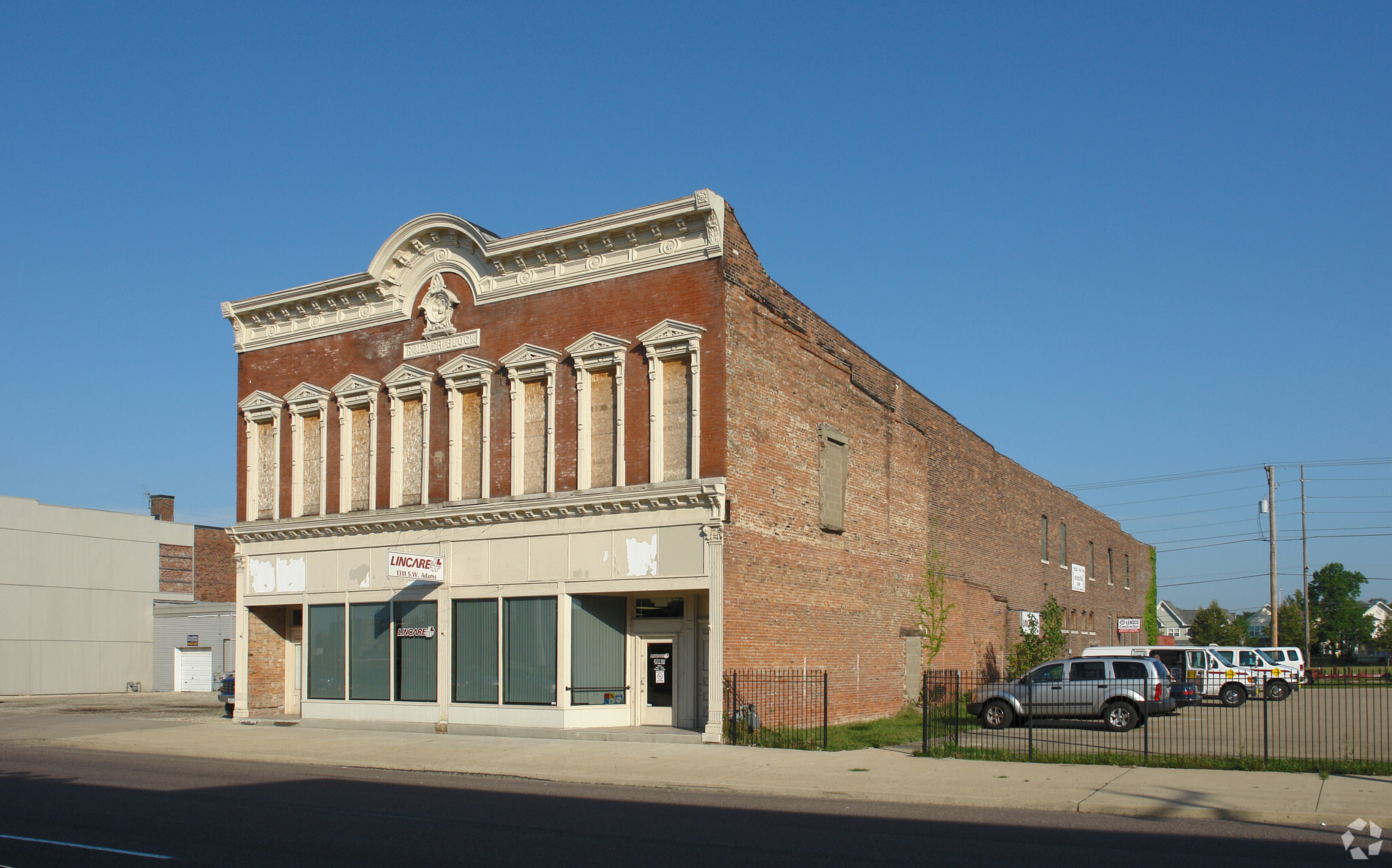 1311 SW Adams St, Peoria, IL for sale Primary Photo- Image 1 of 1