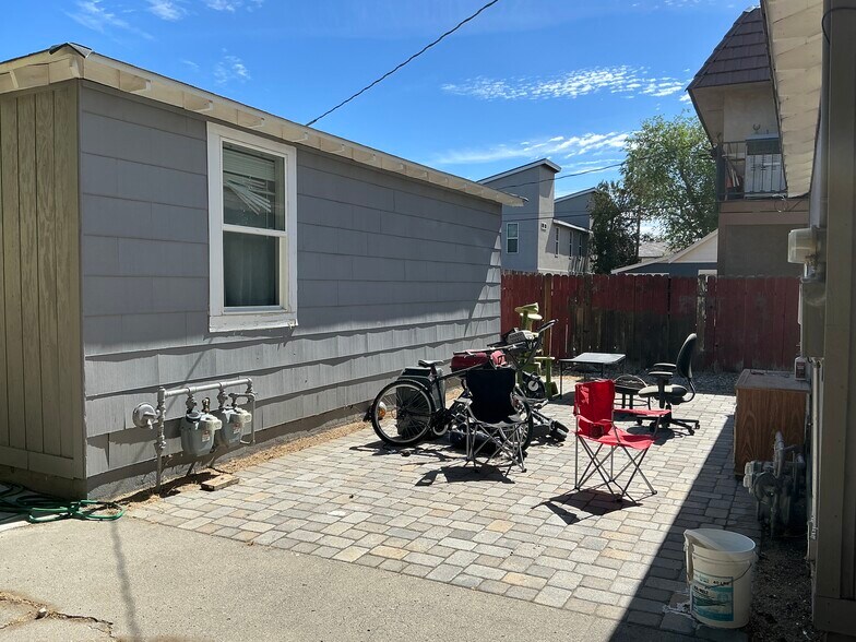 468 Capitol Hill Ave, Reno, NV à vendre - Photo du bâtiment - Image 3 de 18