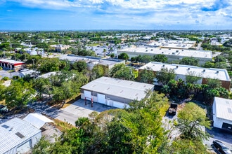 925 13th Ln, Vero Beach, FL - Aerial map view - Image1
