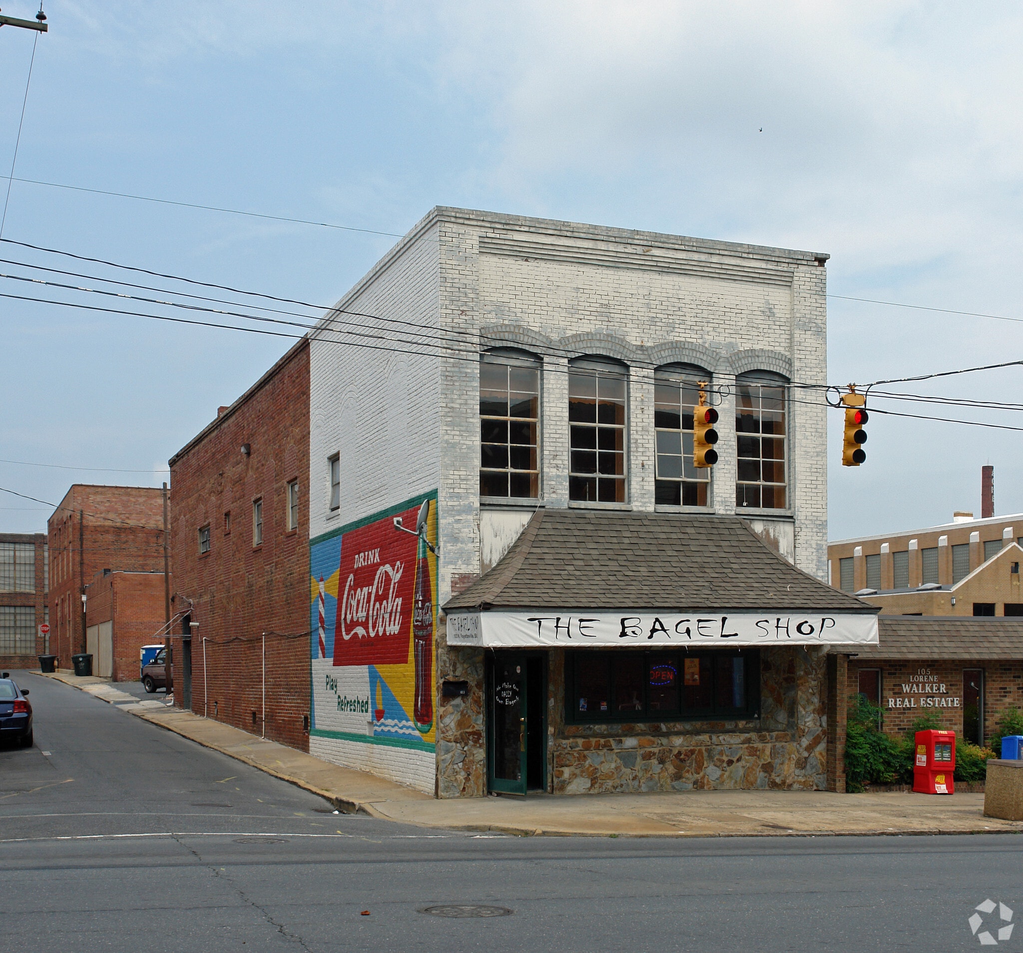 103 N Fayetteville St, Asheboro, NC à louer Photo principale- Image 1 de 4