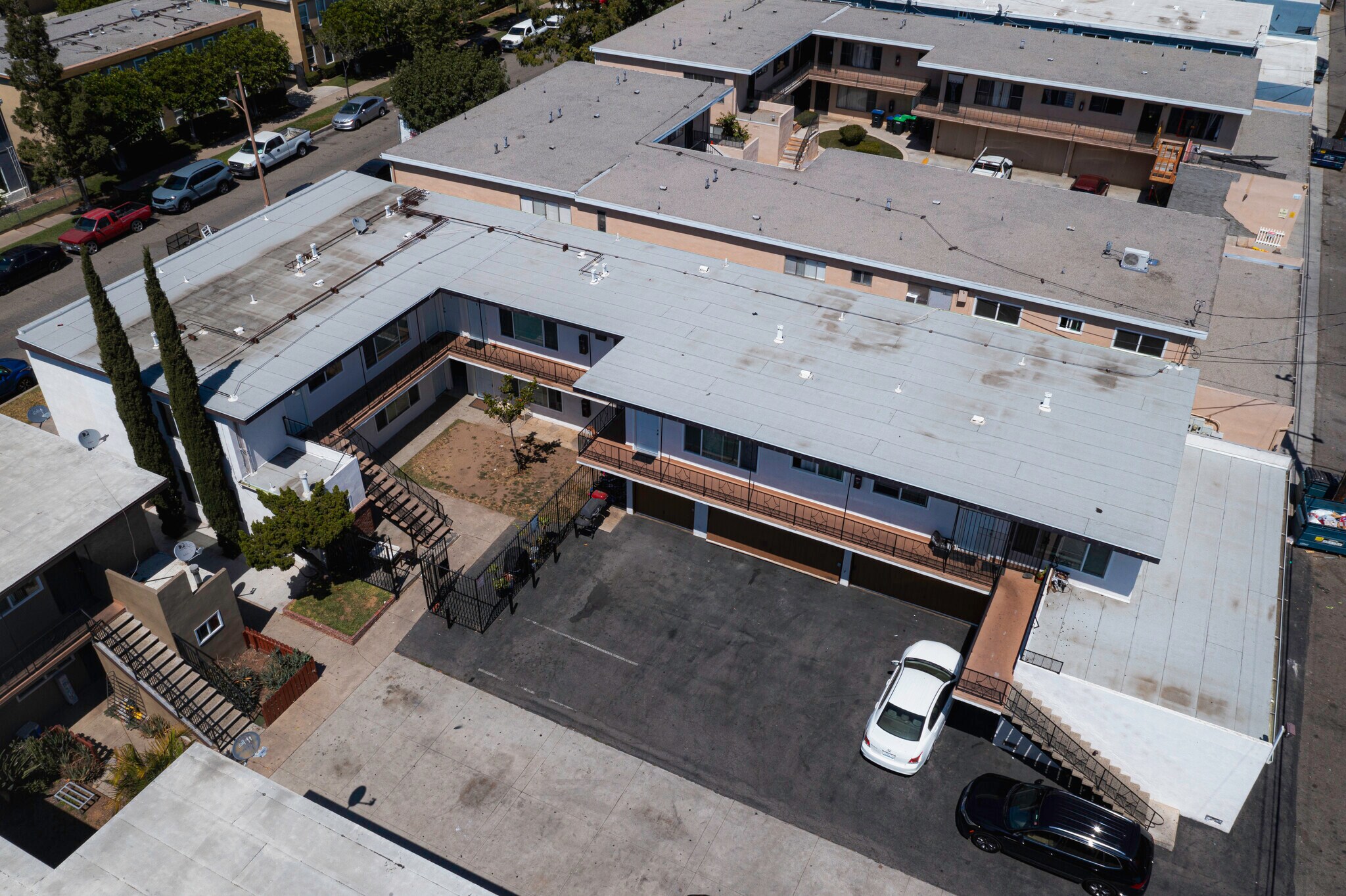 218 W Wilson Ave, Orange, CA à vendre Photo du bâtiment- Image 1 de 1