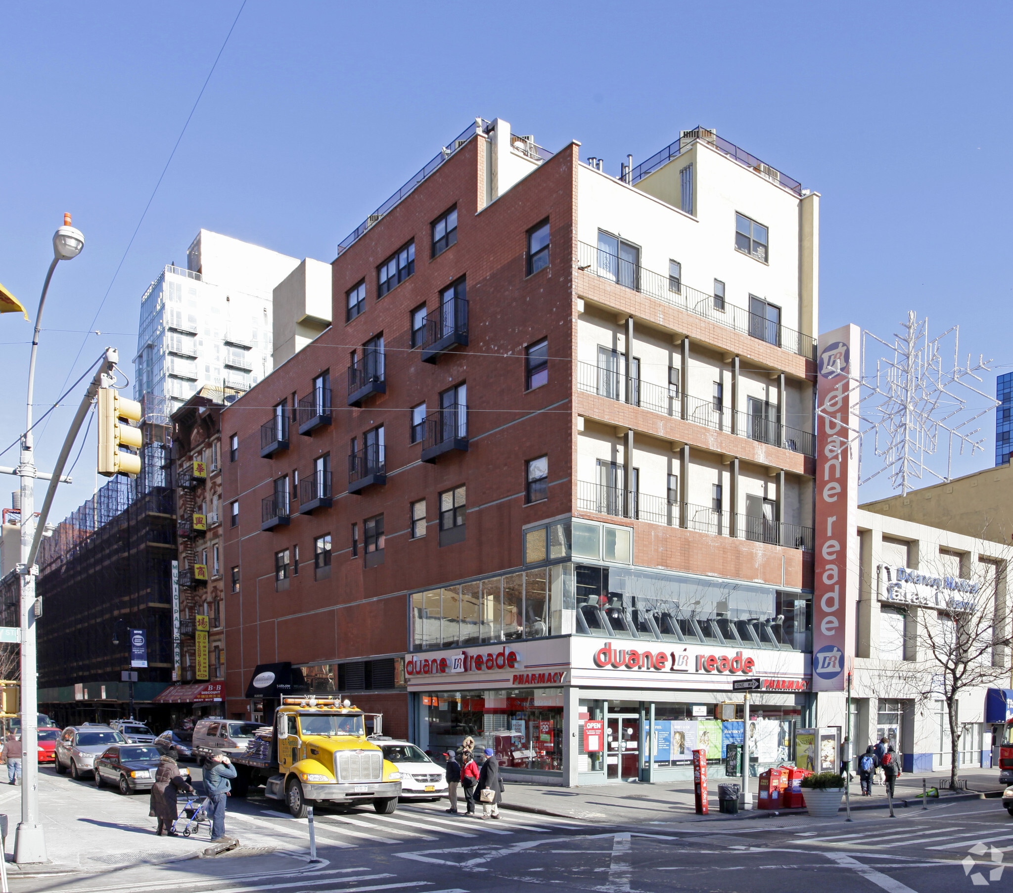 100 Delancey St, New York, NY for lease Primary Photo- Image 1 of 11