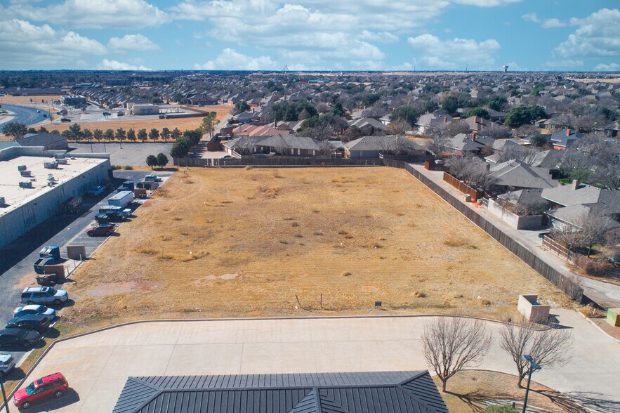 4412 Briarwood Ave, Midland, TX à vendre - Photo du bâtiment - Image 2 de 9