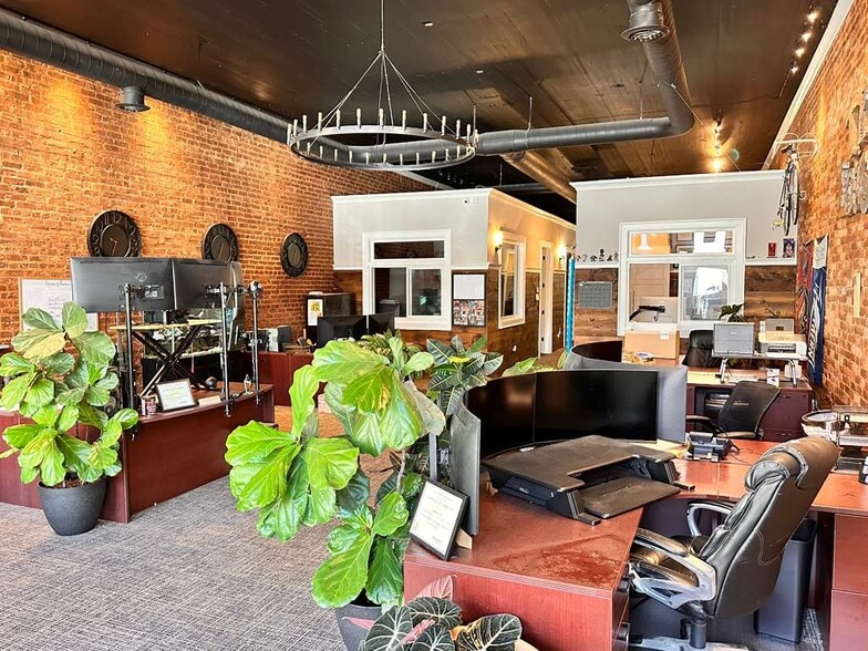 38 Macon St, McDonough, GA for lease - Building Photo - Image 3 of 5