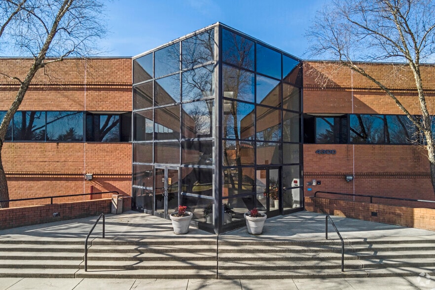 4300 Forbes Blvd, Lanham, MD à louer - Photo du bâtiment - Image 3 de 3