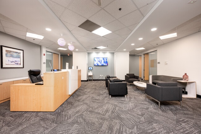 More details for 450 E 96th St, Indianapolis, IN - Coworking for Lease