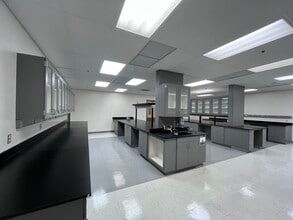 319 N Bernardo Ave, Mountain View, CA for lease Interior Photo- Image 1 of 3