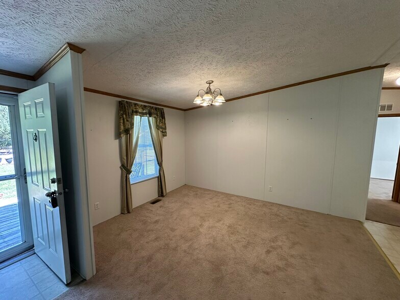 14315 Wilcox Neck Rd, Charles City, VA à vendre - Photo du bâtiment - Image 3 de 33
