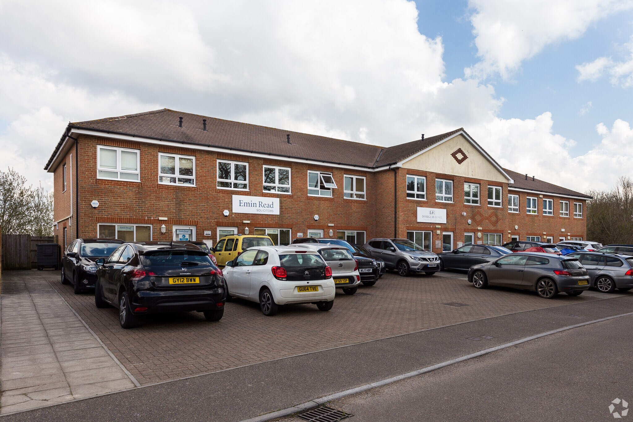 Chain Ln, Battle à vendre Photo principale- Image 1 de 6