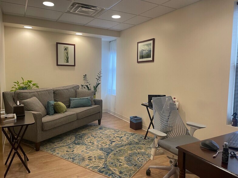 285 Governor St, Providence, RI à louer - Photo intérieure - Image 3 de 13