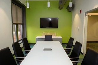 1266 Furnace Brook Pky, Quincy, MA for lease Interior Photo- Image 1 of 5