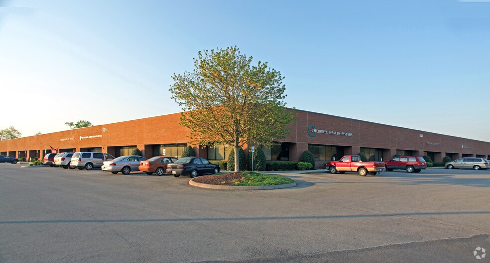 501 Adesa Blvd, Lenoir City, TN à louer - Photo du bâtiment - Image 2 de 9
