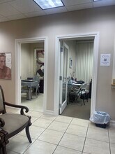 840 111th Ave N, Naples, FL à louer Photo du bâtiment- Image 1 de 11