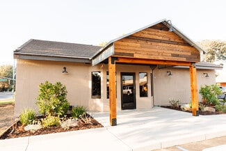 Plus de détails pour 1902 Creston Rd, Paso Robles, CA - Commerce de détail à vendre