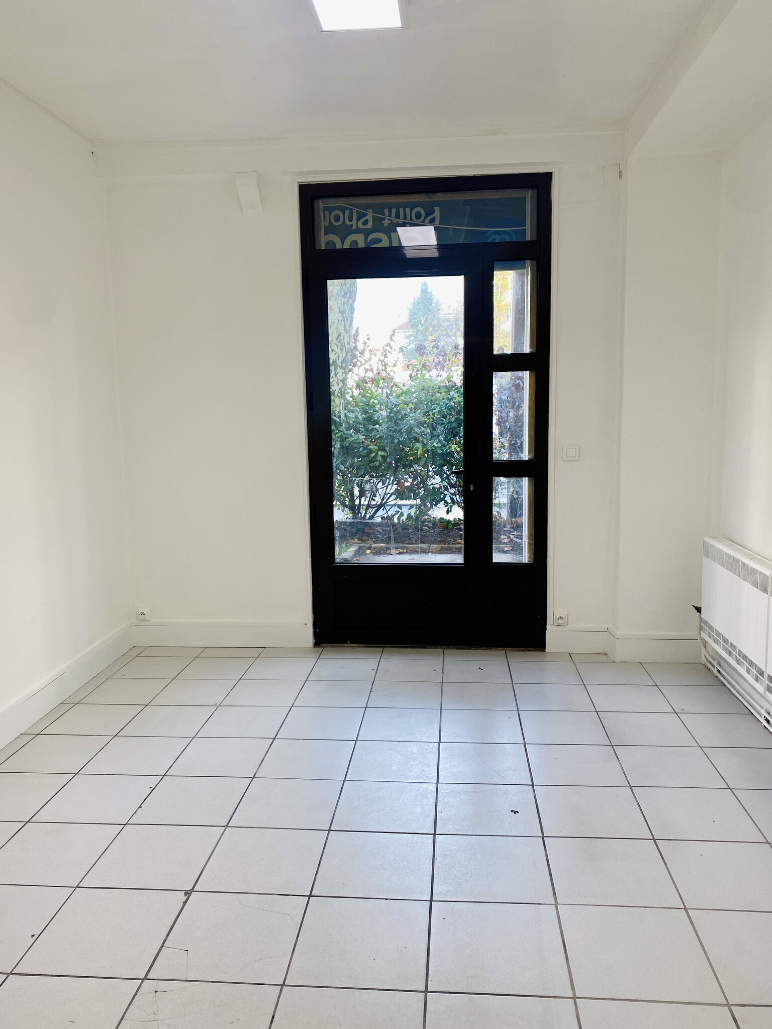 119 Rue De Paris, Charenton-le-Pont for lease Interior Photo- Image 1 of 5