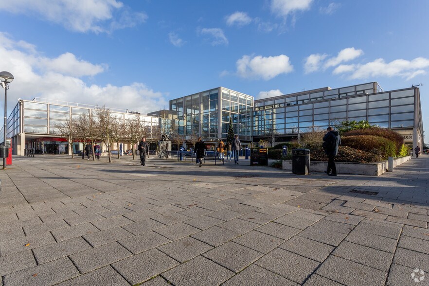 centre:mk, Milton Keynes à louer - Photo du bâtiment - Image 2 de 8