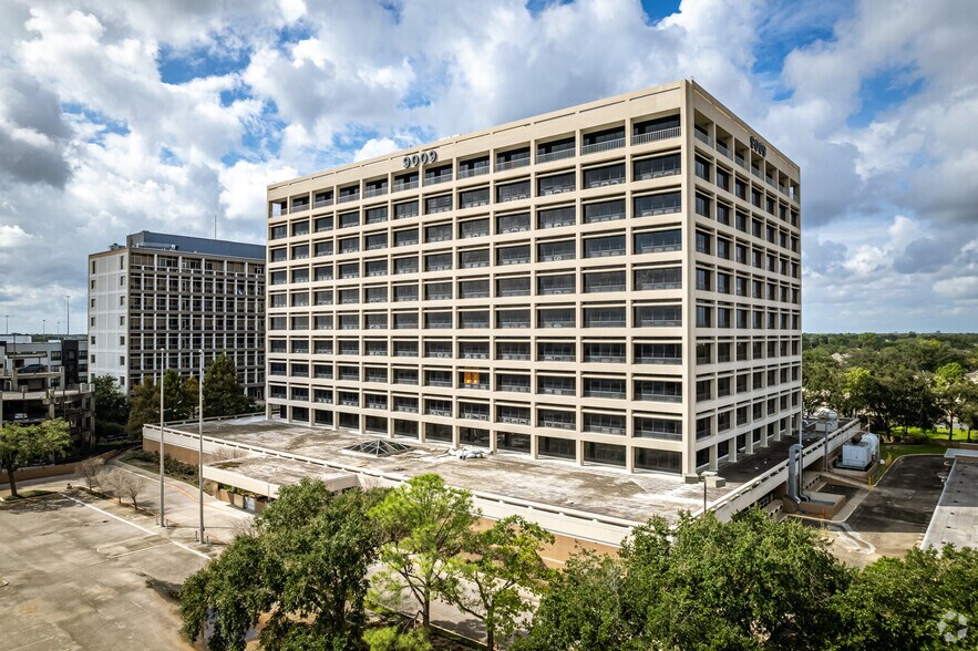 9009 West Loop South, Houston, TX for sale - Primary Photo - Image 1 of 6