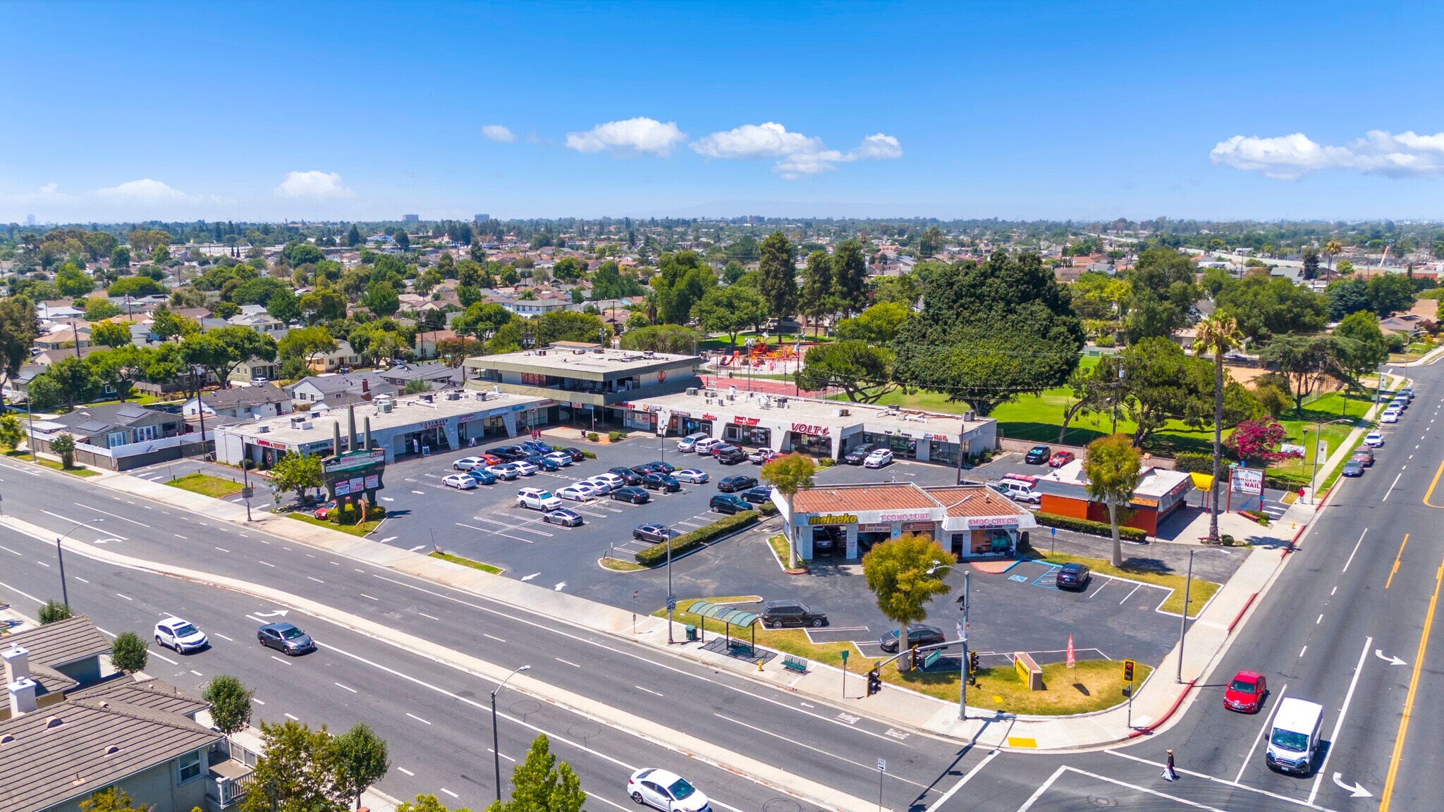 5237-5263 Paramount Blvd, Lakewood, CA à vendre Photo principale- Image 1 de 31