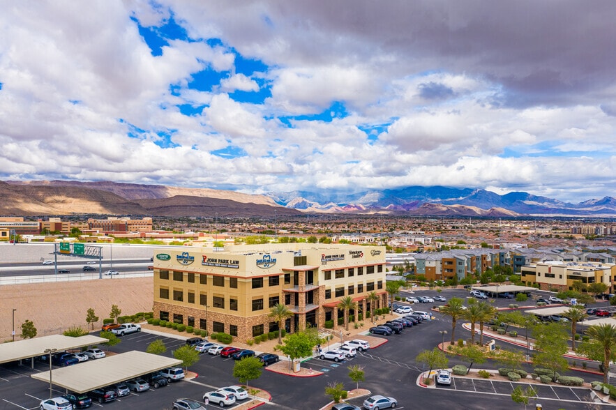 8930 W Sunset Rd, Las Vegas, NV for lease - Building Photo - Image 2 of 5
