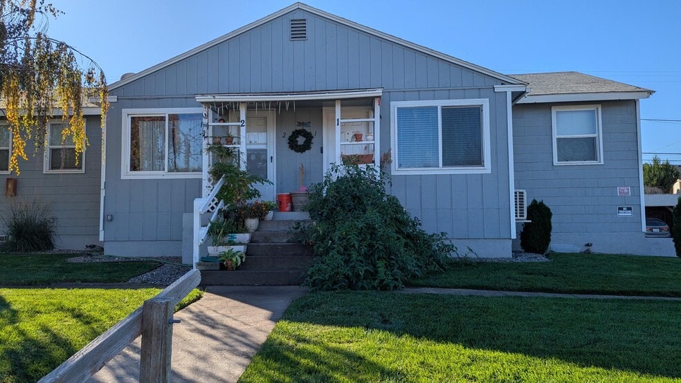 204 SE 12th St, College Place, WA for sale - Building Photo - Image 3 of 39