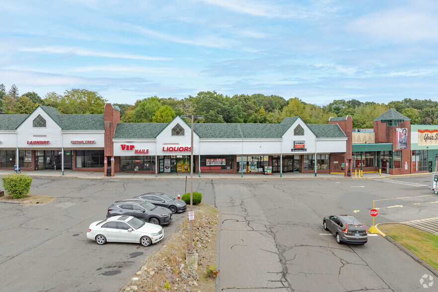 799 New Haven Rd, Naugatuck, CT for lease - Building Photo - Image 2 of 5