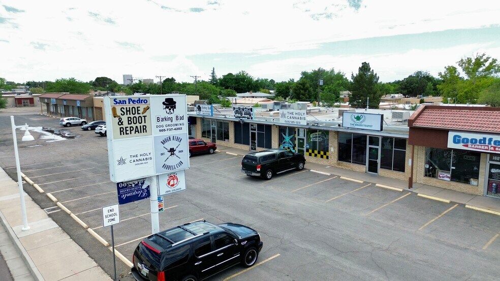 1619-1625 San Pedro Dr NE, Albuquerque, NM à vendre - Photo du bâtiment - Image 2 de 8