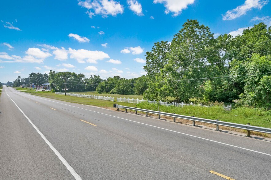 12159 FM 830 Rd, Willis, TX à vendre - Photo du bâtiment - Image 3 de 16