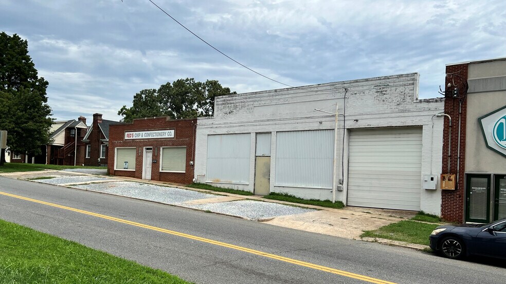 540-542 Oakley Ave, Lynchburg, VA à vendre - Photo du bâtiment - Image 3 de 6