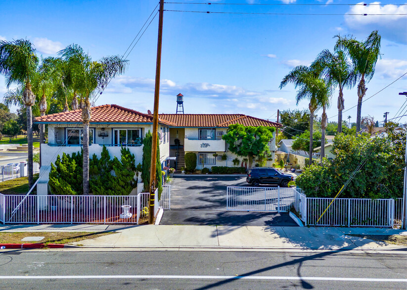 420 W Chapman Ave, Placentia, CA for sale - Primary Photo - Image 1 of 1