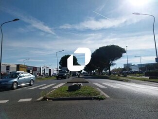 Plus de détails pour Commerce de détail, Local d'activités à louer