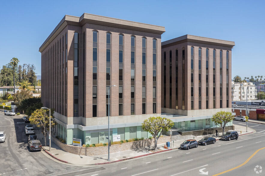 12301 Wilshire Blvd, Los Angeles, CA for lease - Primary Photo - Image 1 of 12