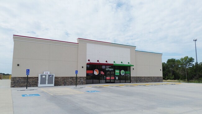 More details for 1218 28th St, Belleville, KS - Retail for Lease