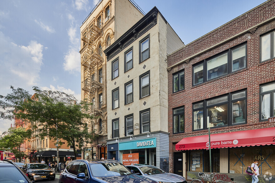 275 Bleecker St, New York, NY à vendre - Photo du bâtiment - Image 1 de 1