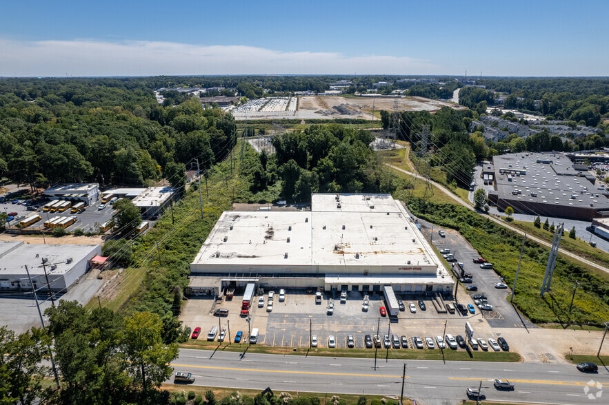 2935 N Decatur Rd, Decatur, GA for lease - Building Photo - Image 3 of 4