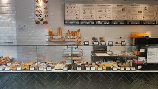 Plus de détails pour Calle de Estrella de Elola, 20, Valdemoro - Commerce de détail à louer