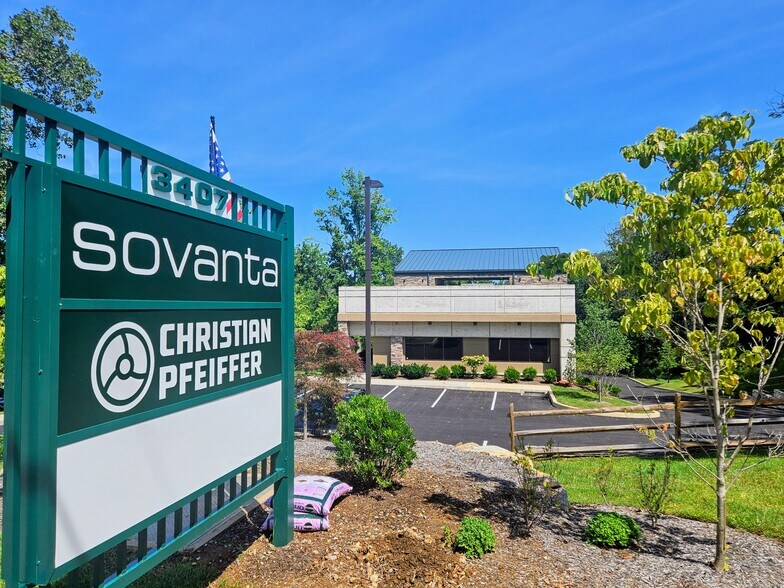 3407 West Chester Pike, Newtown Square, PA à louer - Photo du bâtiment - Image 3 de 14