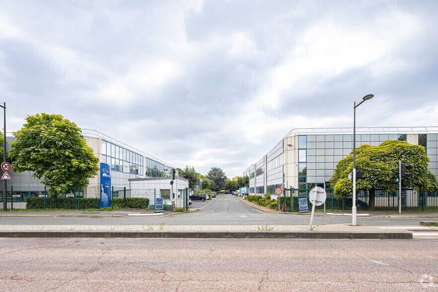 Avenue Des Pépiniéres, Fresnes à louer - Photo principale - Image 1 de 3