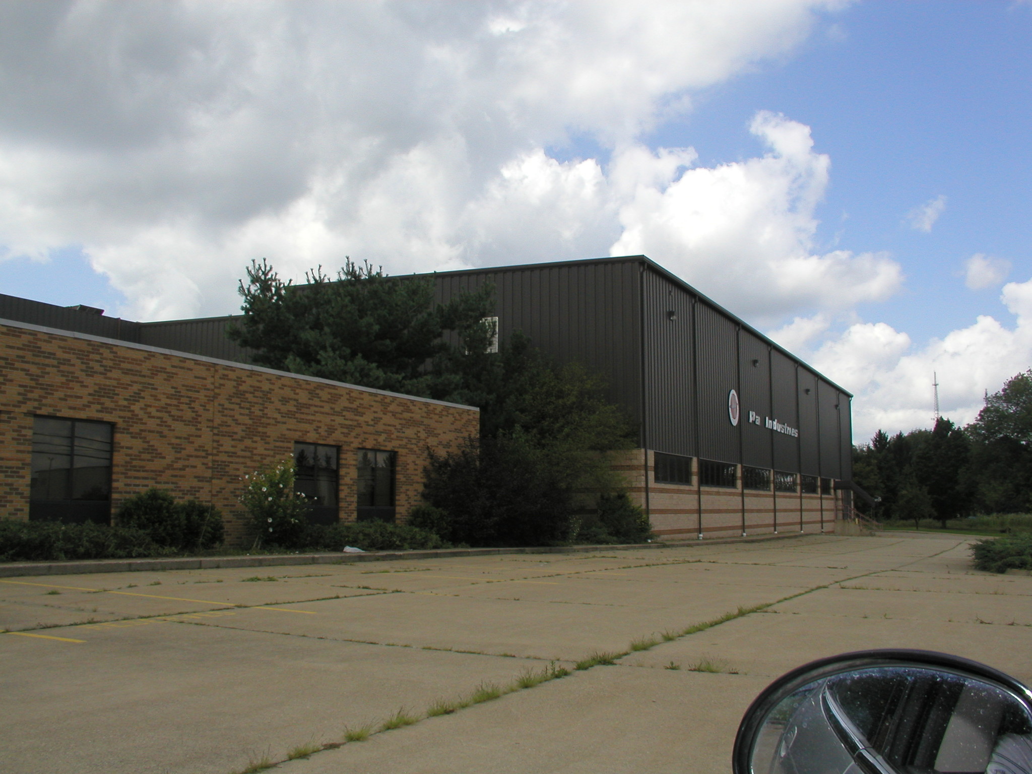 305 Lake Rd, Medina, OH for lease Building Photo- Image 1 of 5