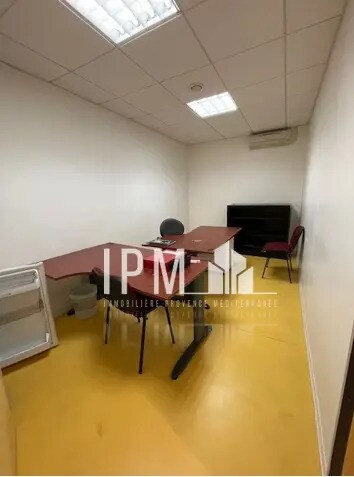 Immeuble residentiel dans Marseille à vendre - Photo intérieure - Image 3 de 5