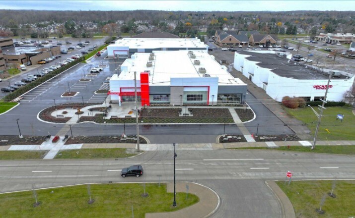 6800 Orchard Lake Rd, West Bloomfield, MI for sale - Aerial - Image 1 of 6
