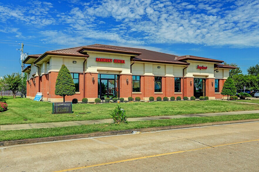 3530 Sunset Meadows Dr, Pearland, TX à vendre - Photo du bâtiment - Image 2 de 31