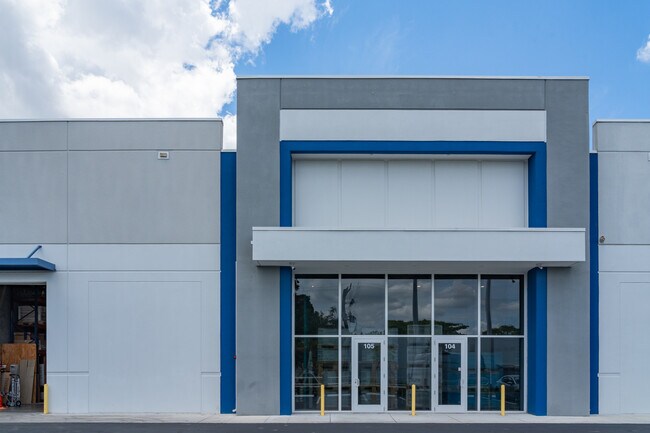 Plus de détails pour 5900 N Powerline Rd, Fort Lauderdale, FL - Industriel à louer