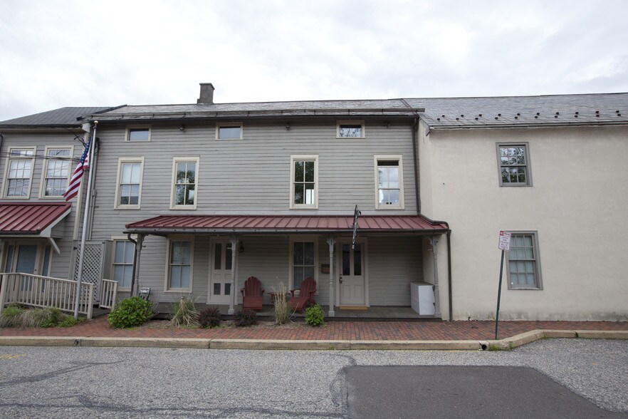 30 W Bridge St, New Hope, PA à louer - Photo du bâtiment - Image 3 de 14