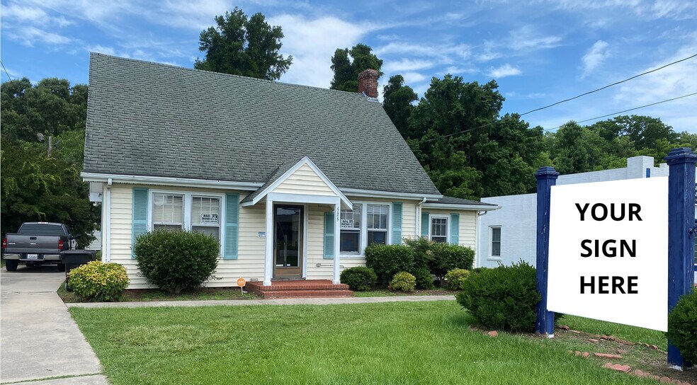 525 S Hughes Blvd, Elizabeth City, NC for sale - Building Photo - Image 1 of 1